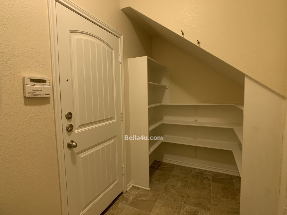 Delightful Home for Lease in Kyle! property image
