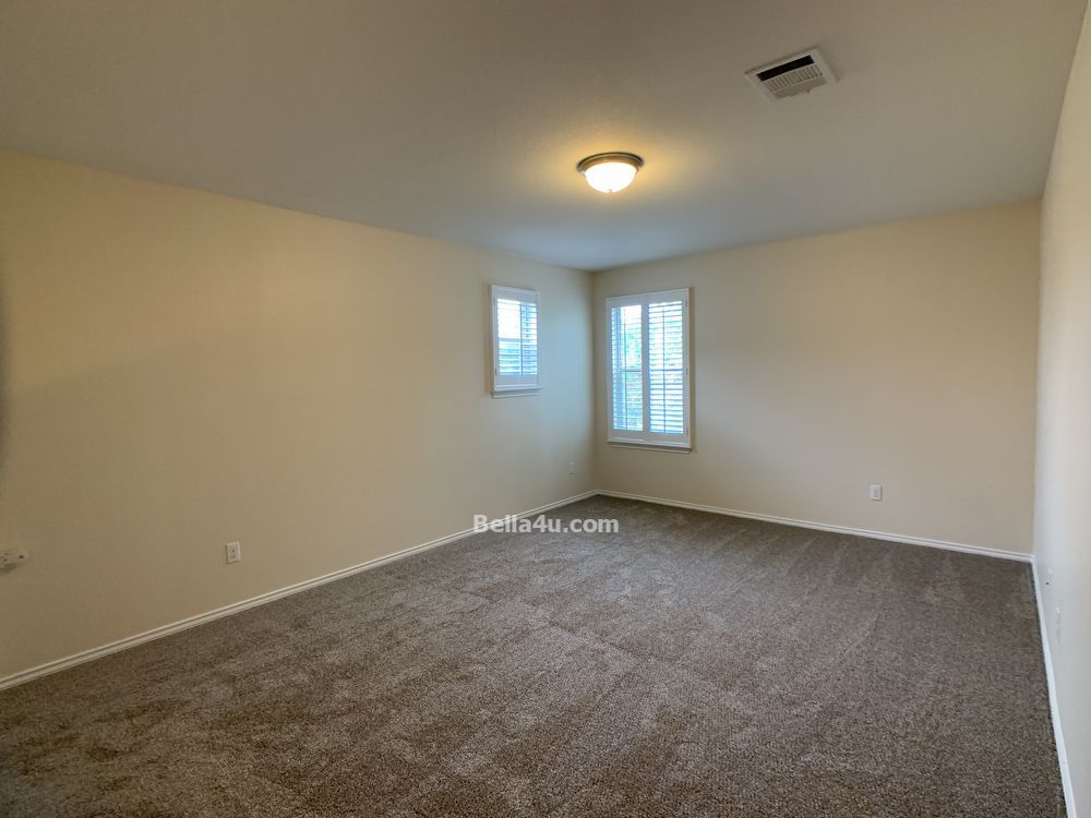 Delightful Home for Lease in Kyle! property image