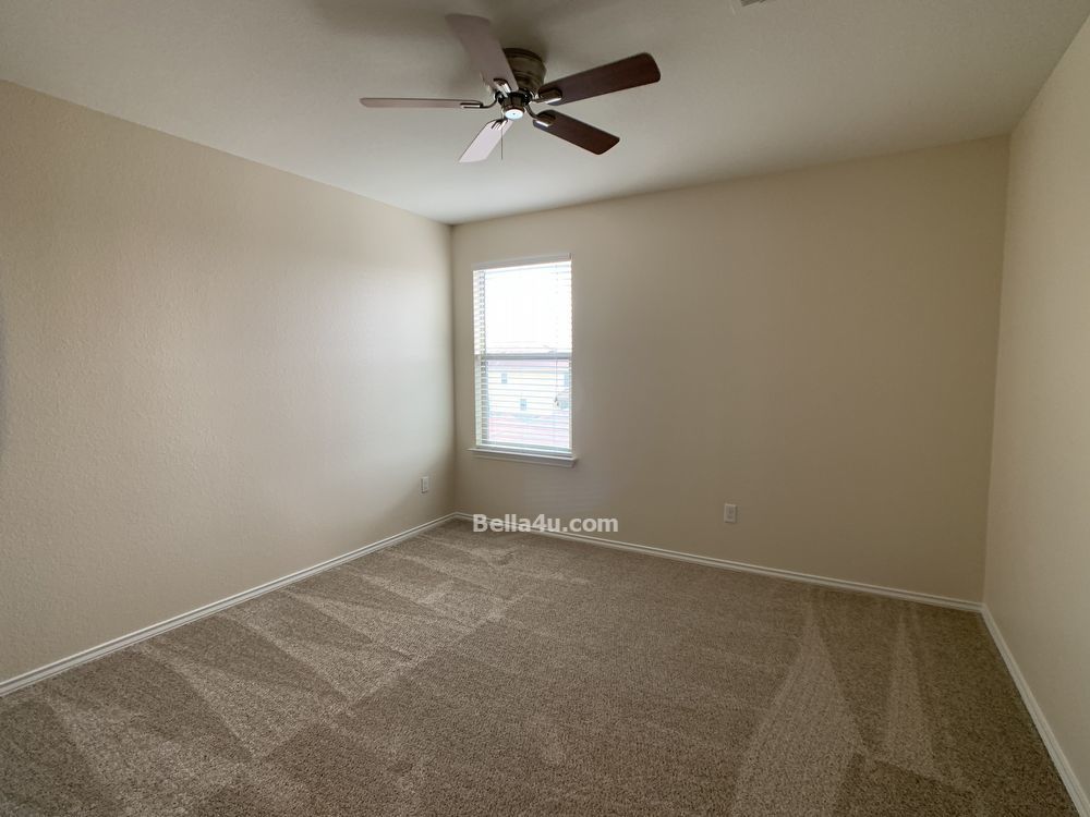 Delightful Home for Lease in Kyle! property image