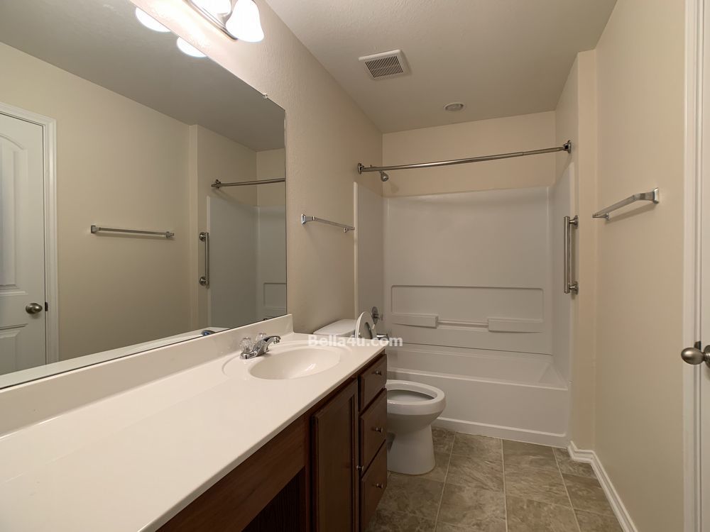 Delightful Home for Lease in Kyle! property image