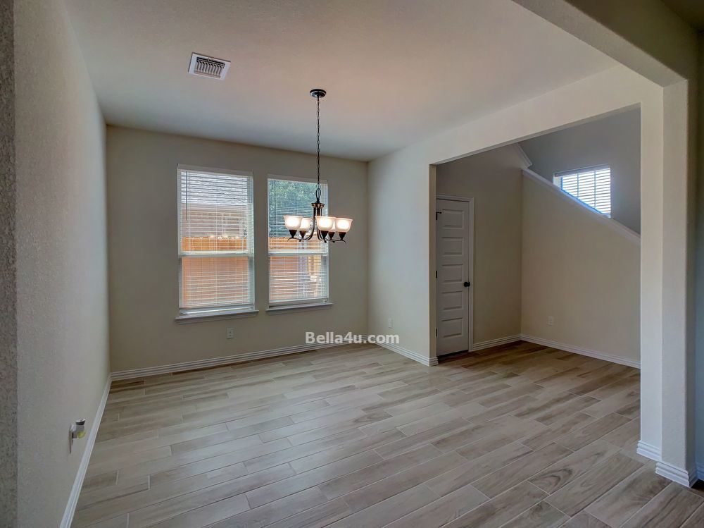 Spectacular Home in Leander property image