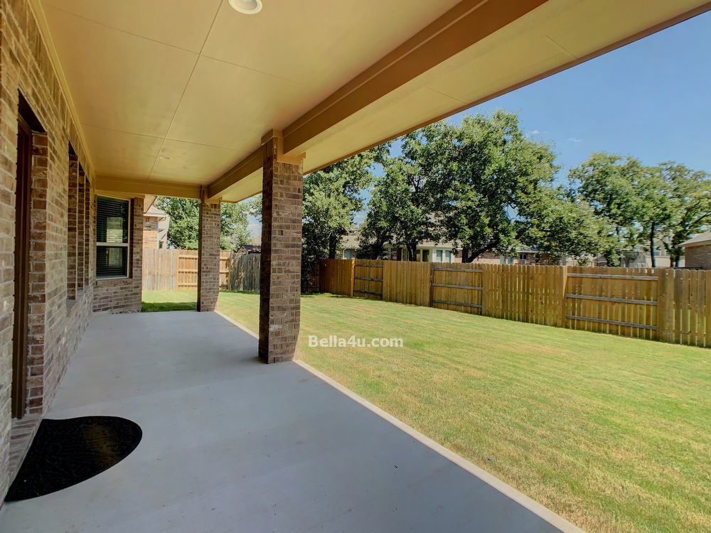 Spectacular Home in Leander property image