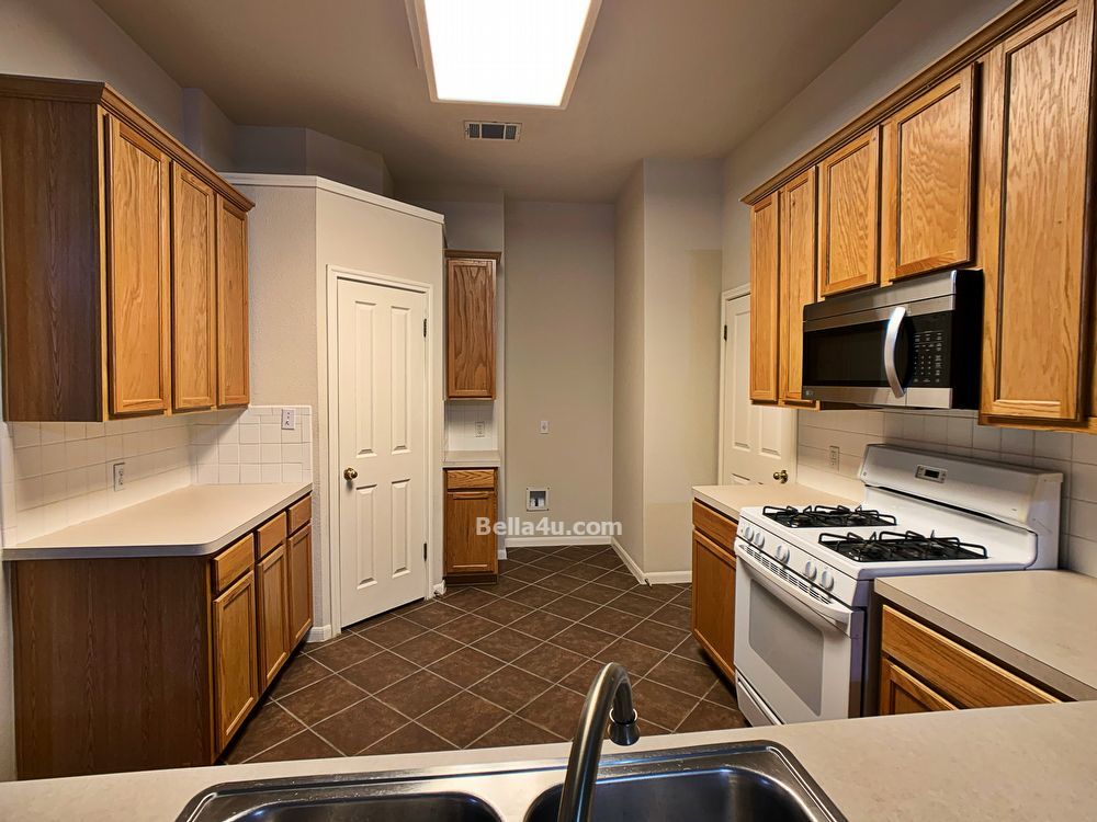 Prettty South Austin Home for Lease property image