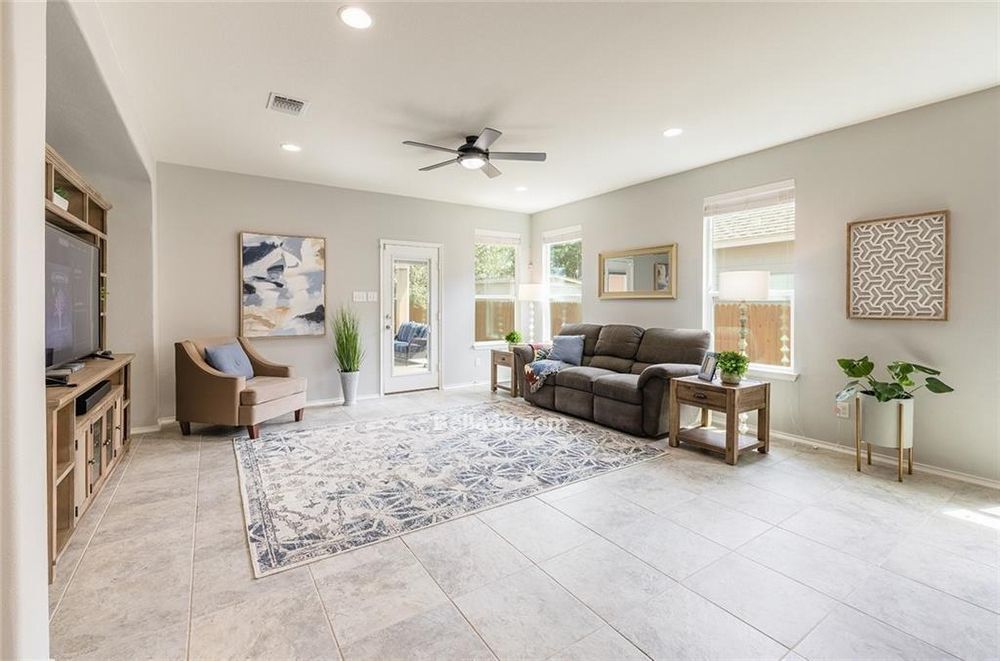 Gorgeous Home in Round Rock property image