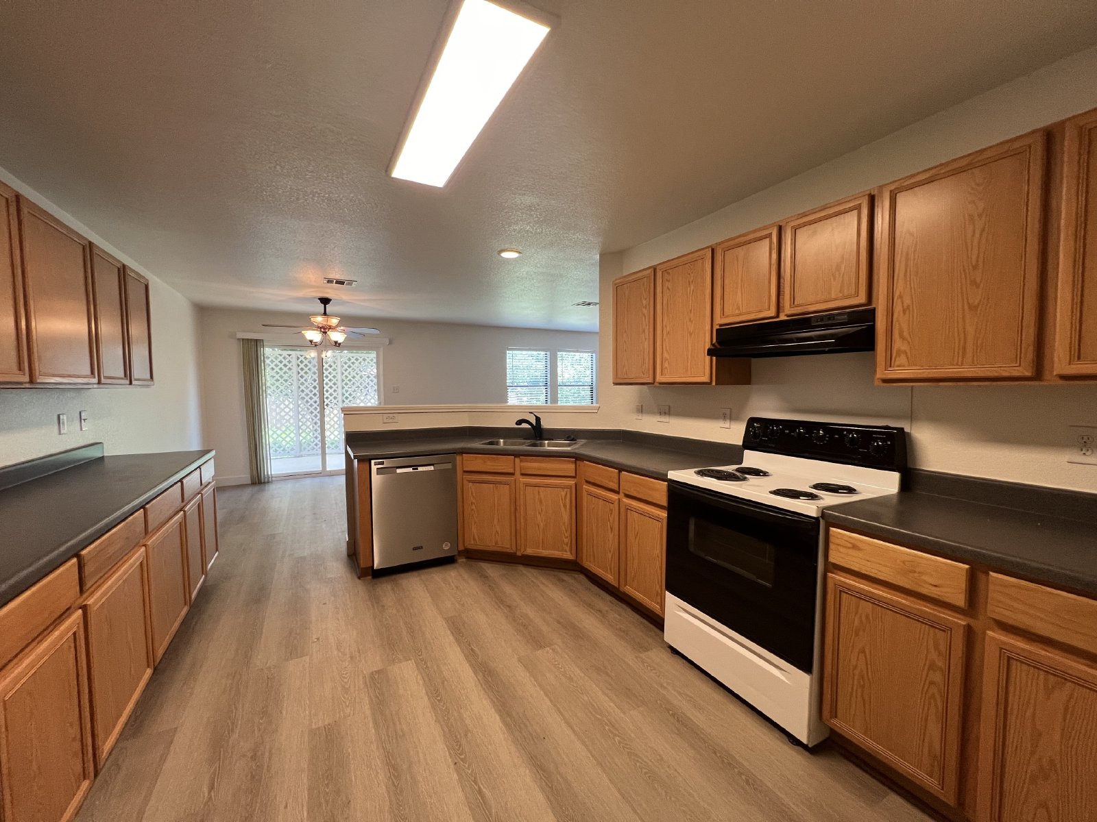 Fresh home for Lease in Kyle TX property image