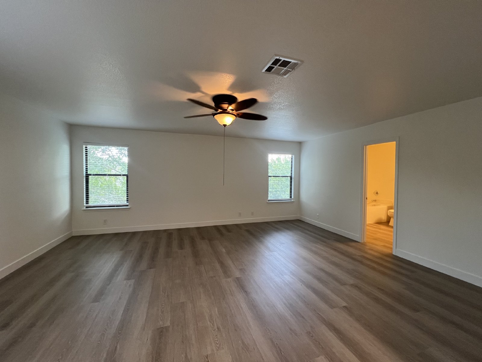 Fresh home for Lease in Kyle TX property image