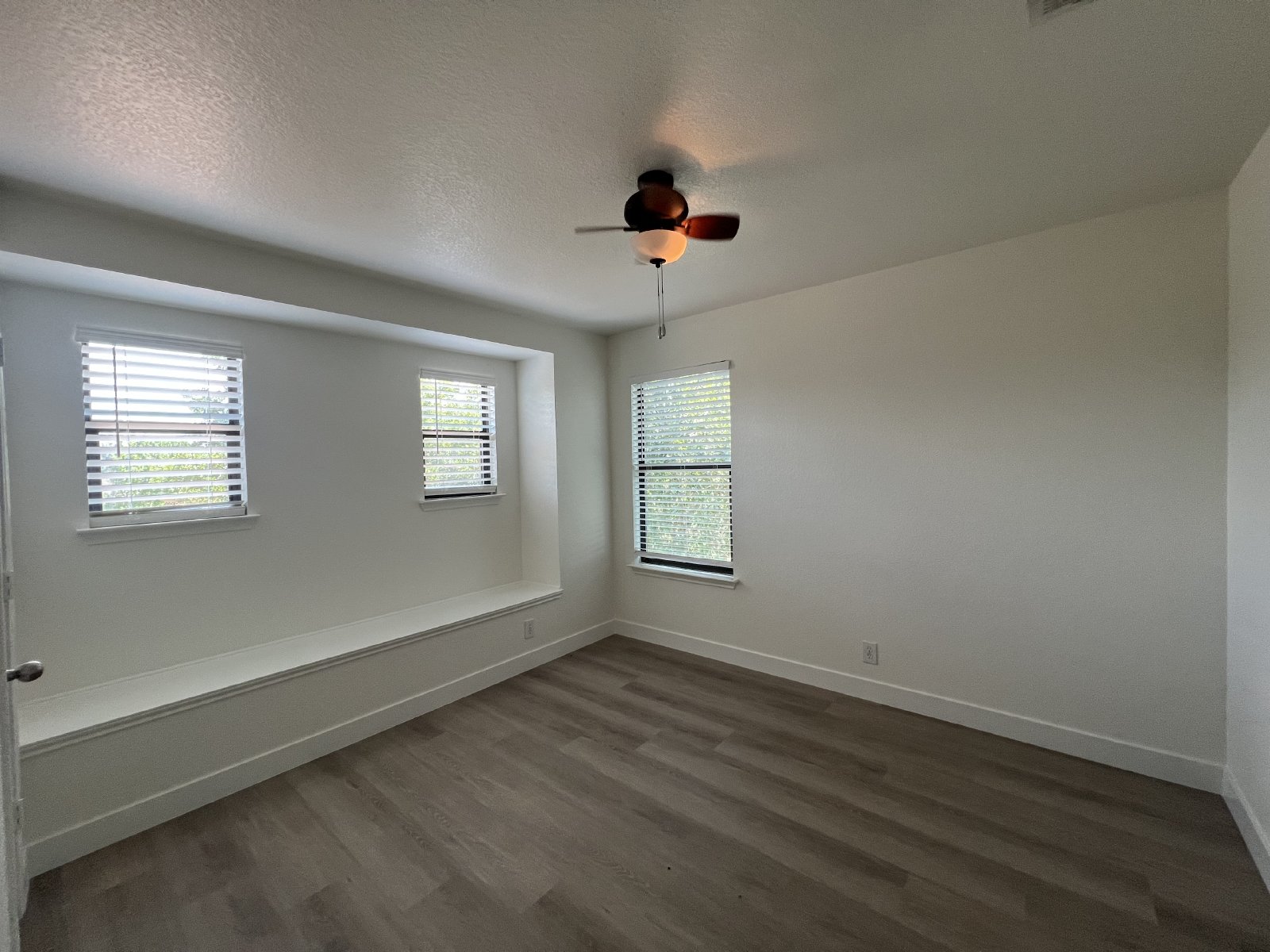 Fresh home for Lease in Kyle TX property image