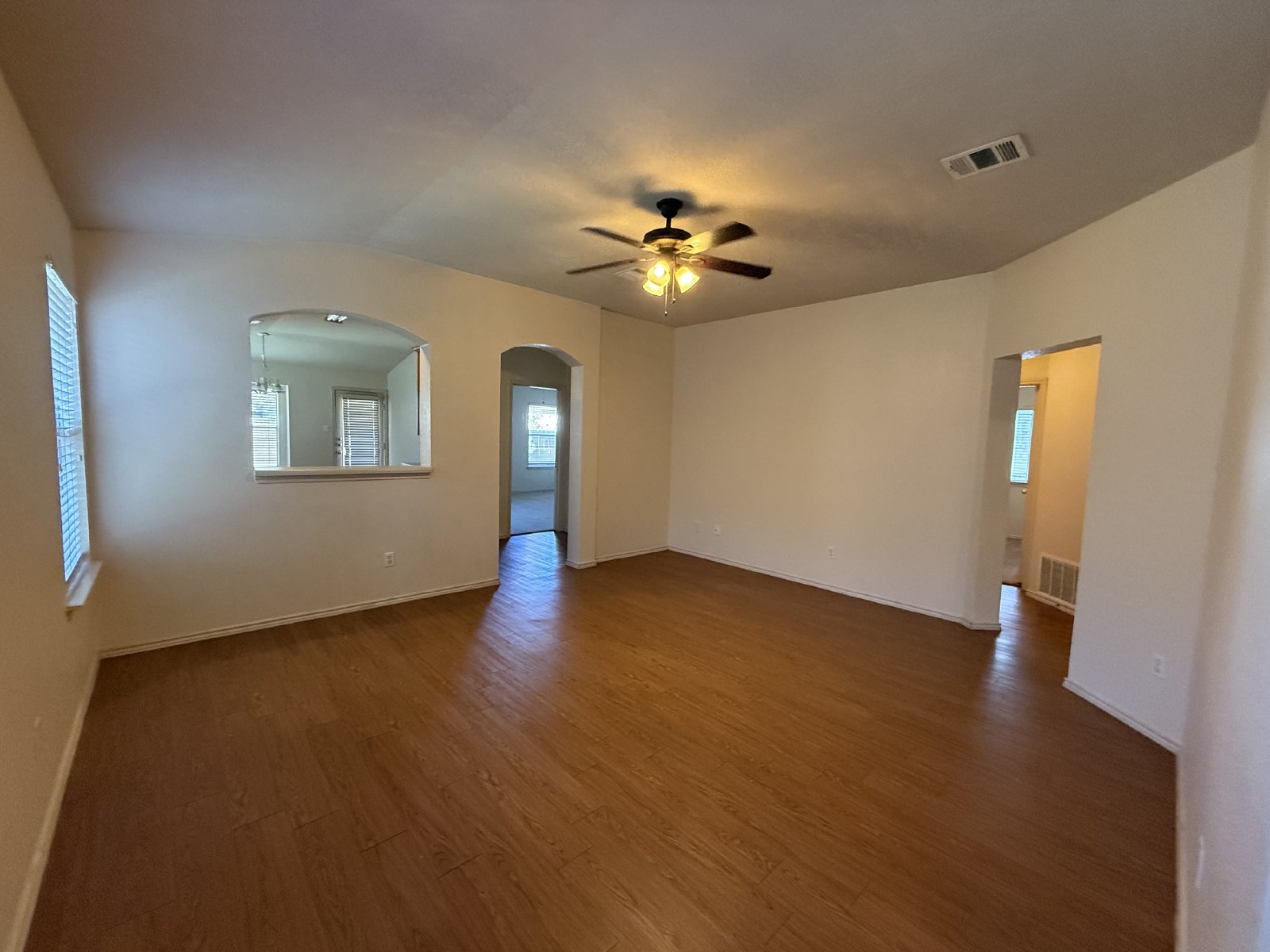 Cute home in Olympic Heights! property image