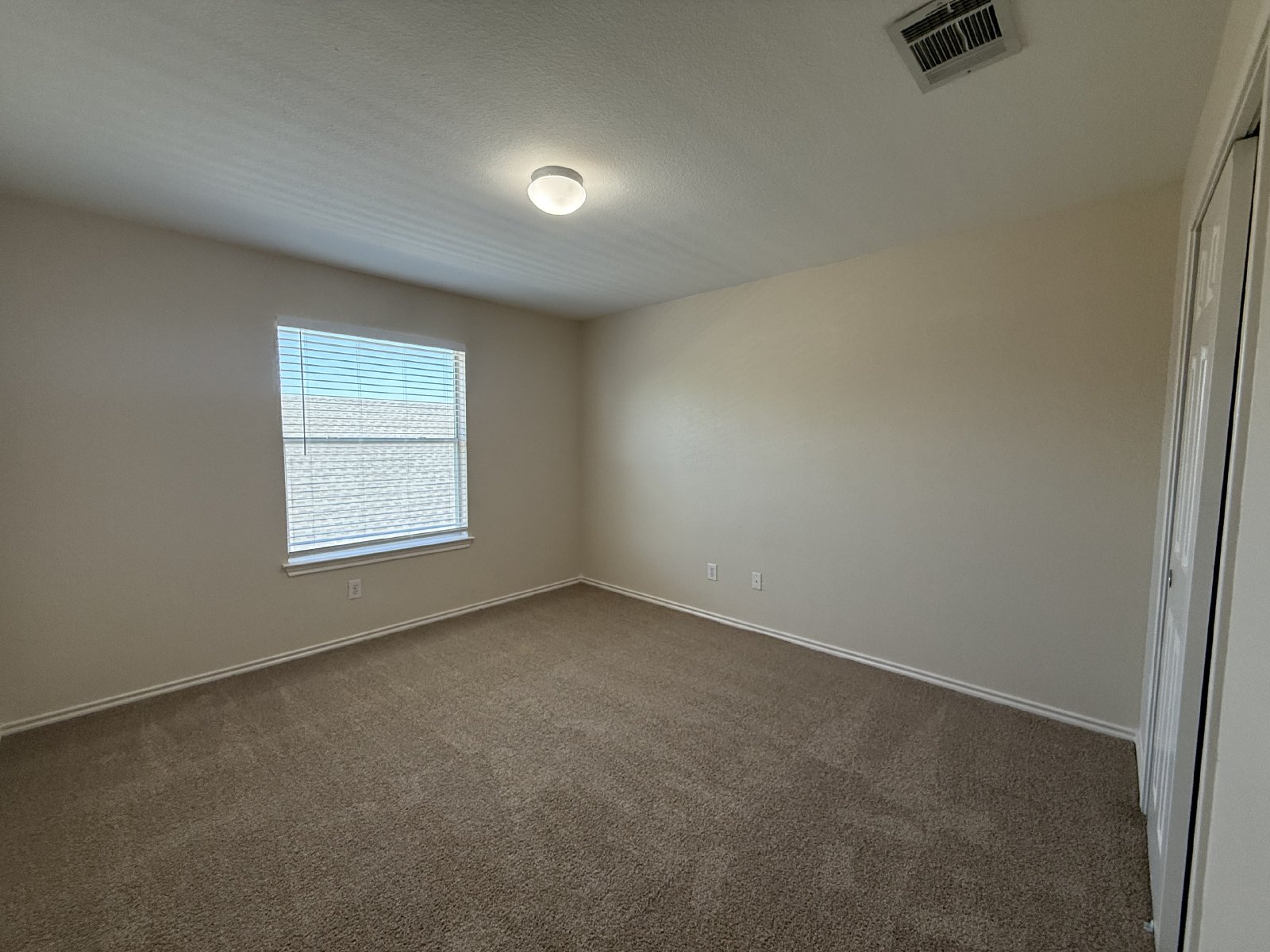 Magnificent Manor Home for Lease property image