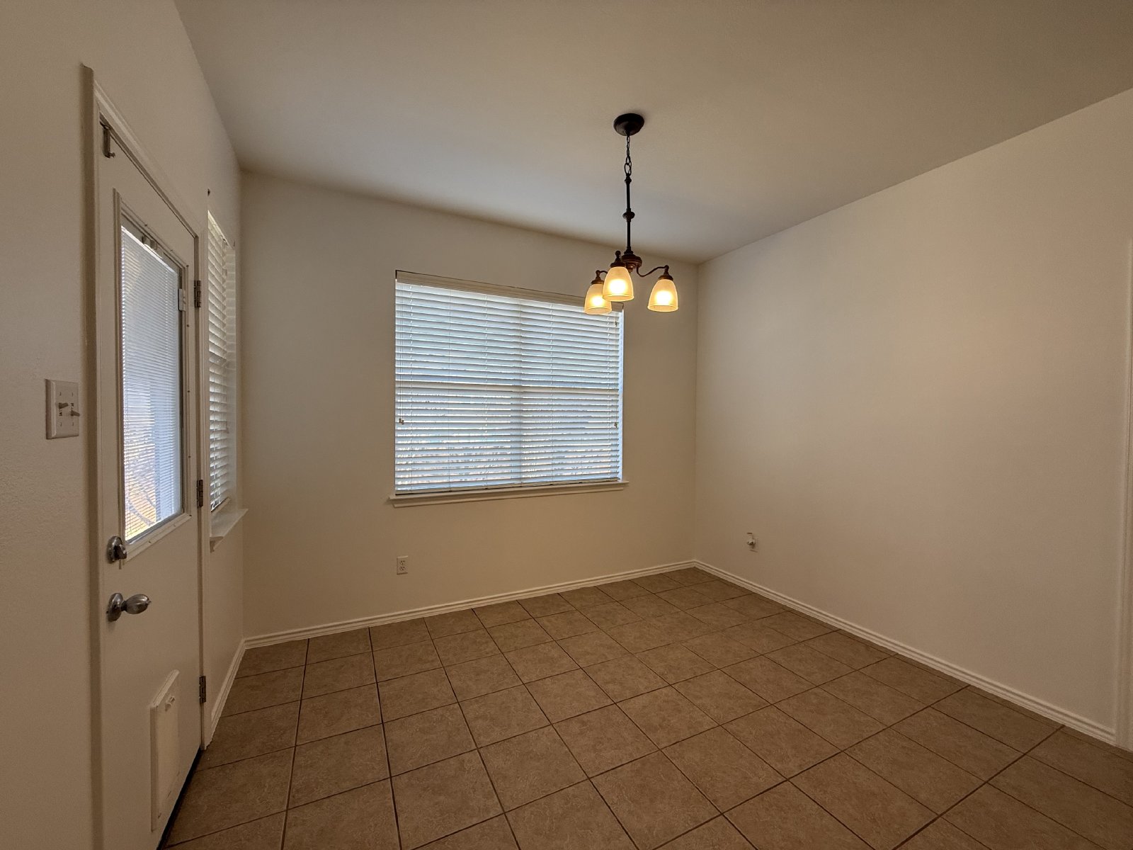 Beautiful Buda Home for Lease property image