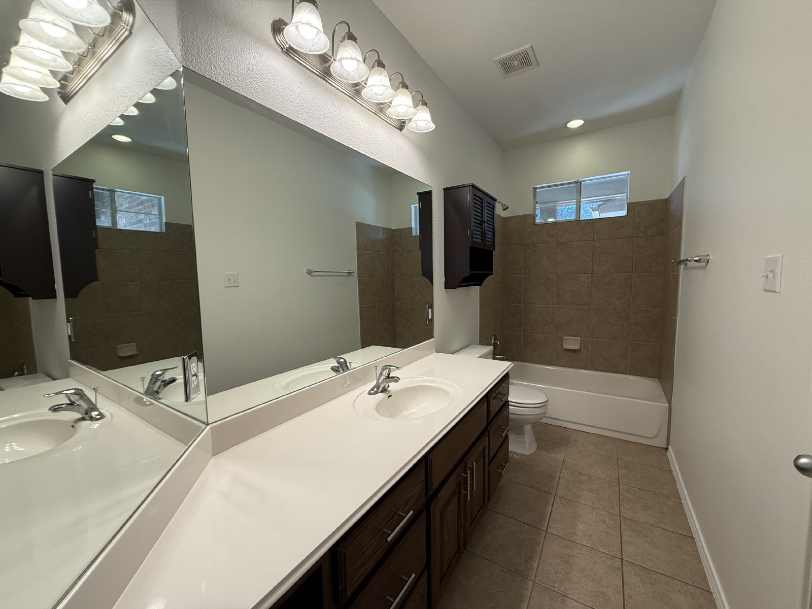 Beautiful Buda Home for Lease property image