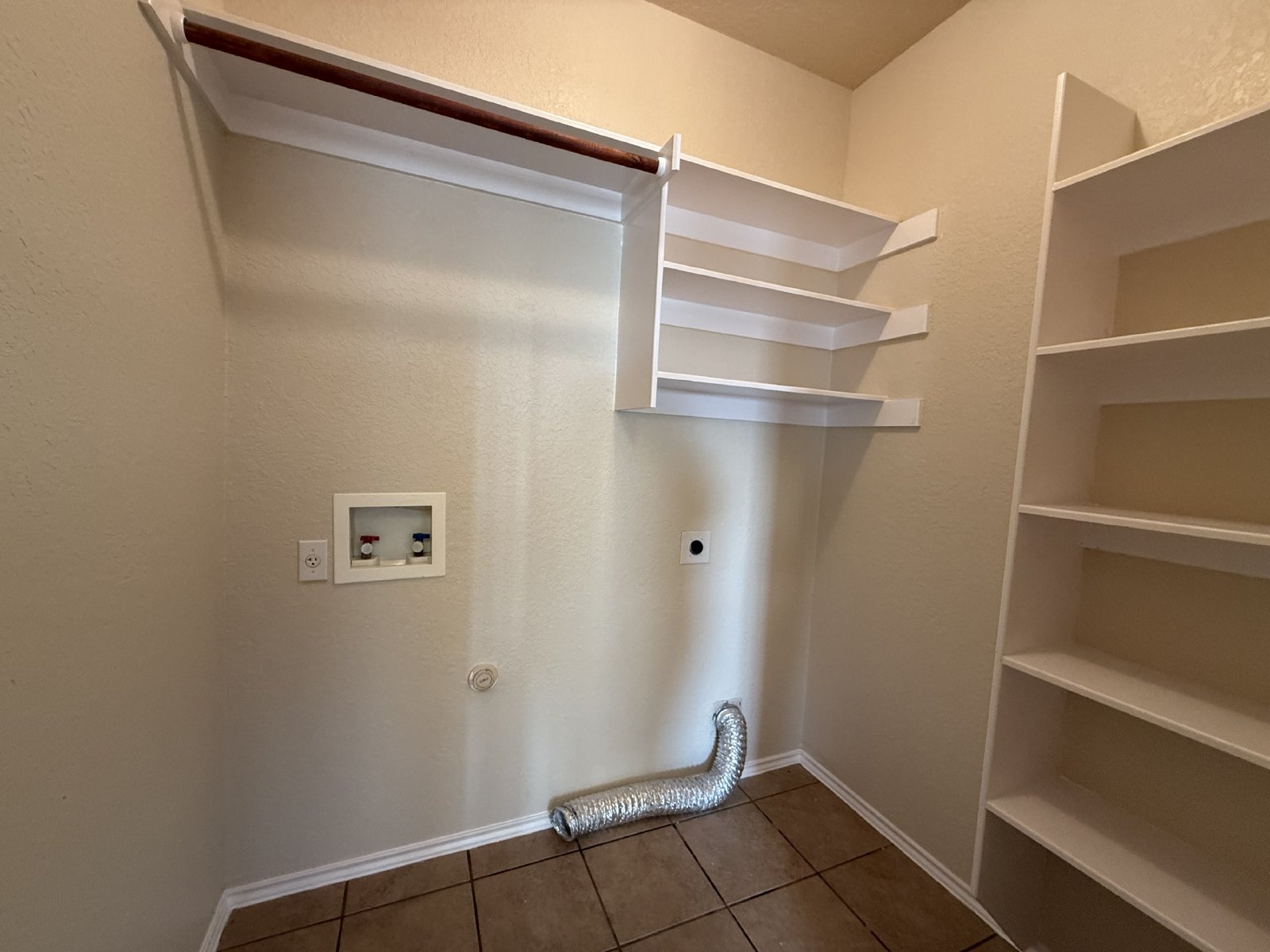 Super Stoney Brook Home for Lease! property image