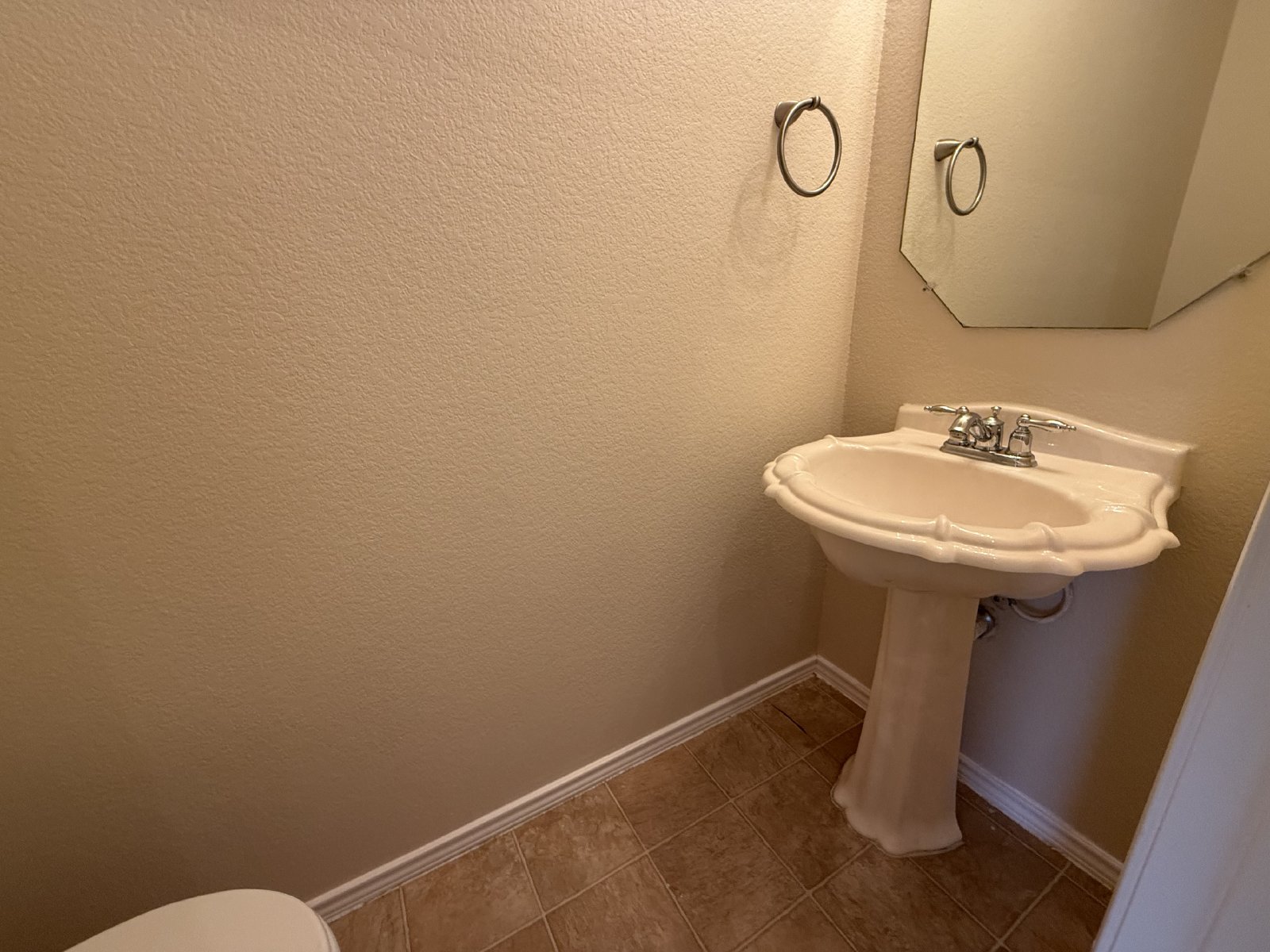 Highland Park Beauty! property image