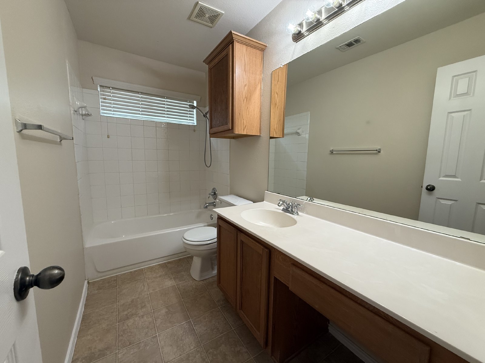 Highland Park Beauty! property image